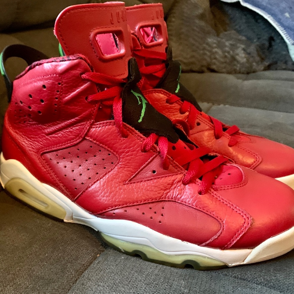 Jordan 6 - Picture 3 of 10